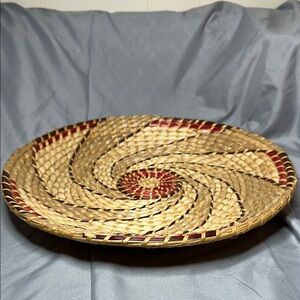 Woven Grass Spiral Basket with Red Accents